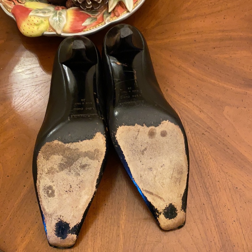 Bruno Magli black leather Authentic vintage heels 39M - Picture 8 of 14